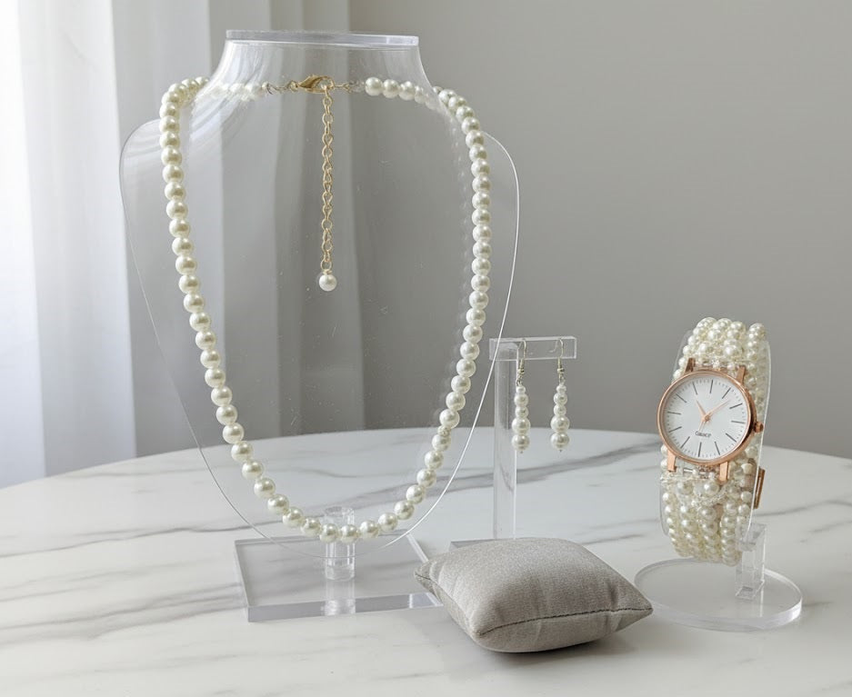 Men's and women's Jewellery